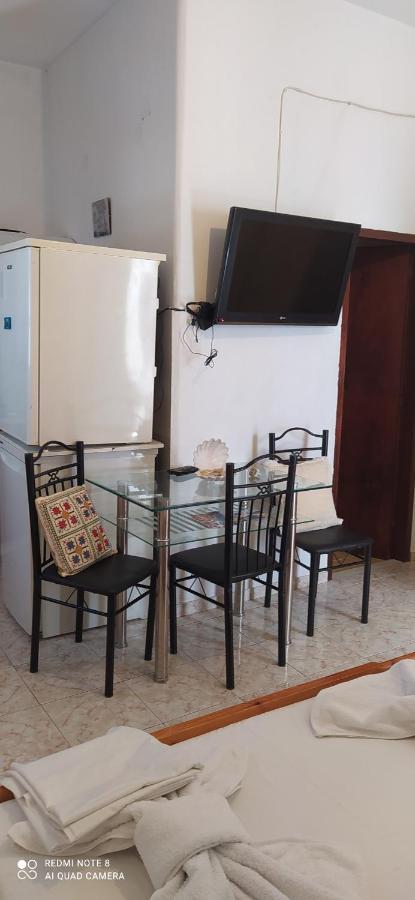 Maria Charalampaki Studios Skyros Exteriör bild