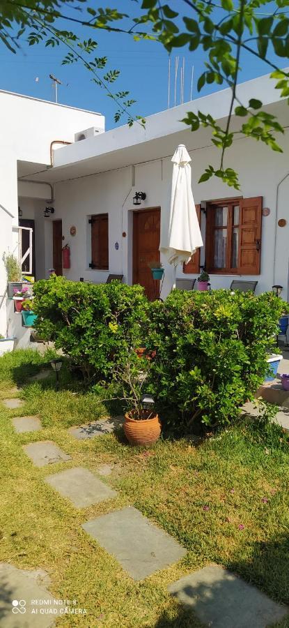 Maria Charalampaki Studios Skyros Exteriör bild