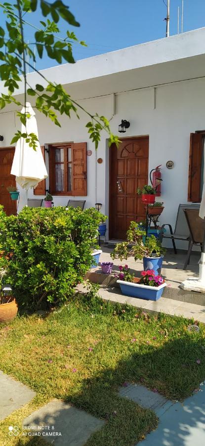Maria Charalampaki Studios Skyros Exteriör bild