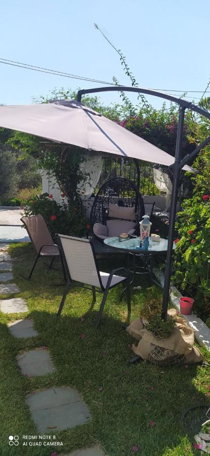 Maria Charalampaki Studios Skyros Exteriör bild