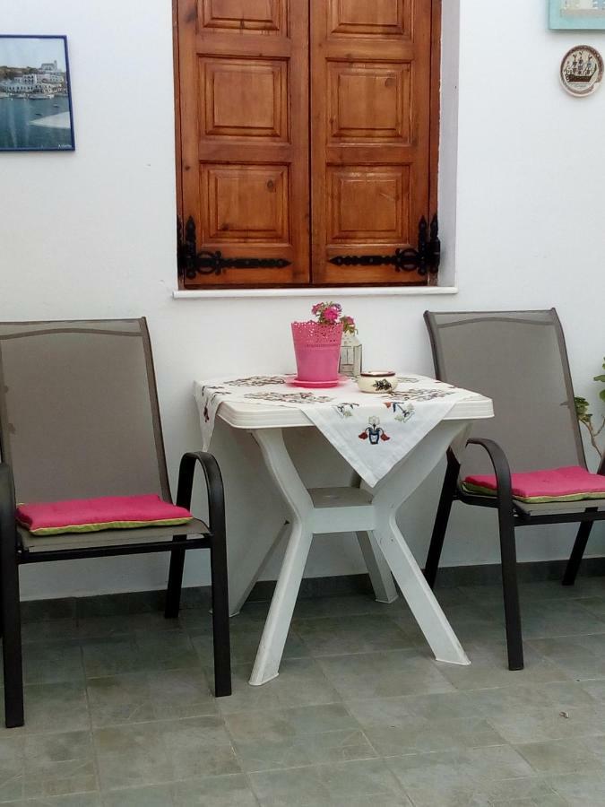 Maria Charalampaki Studios Skyros Exteriör bild